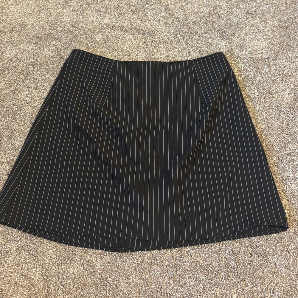Princess Polly pinstripe mini skirt size 8